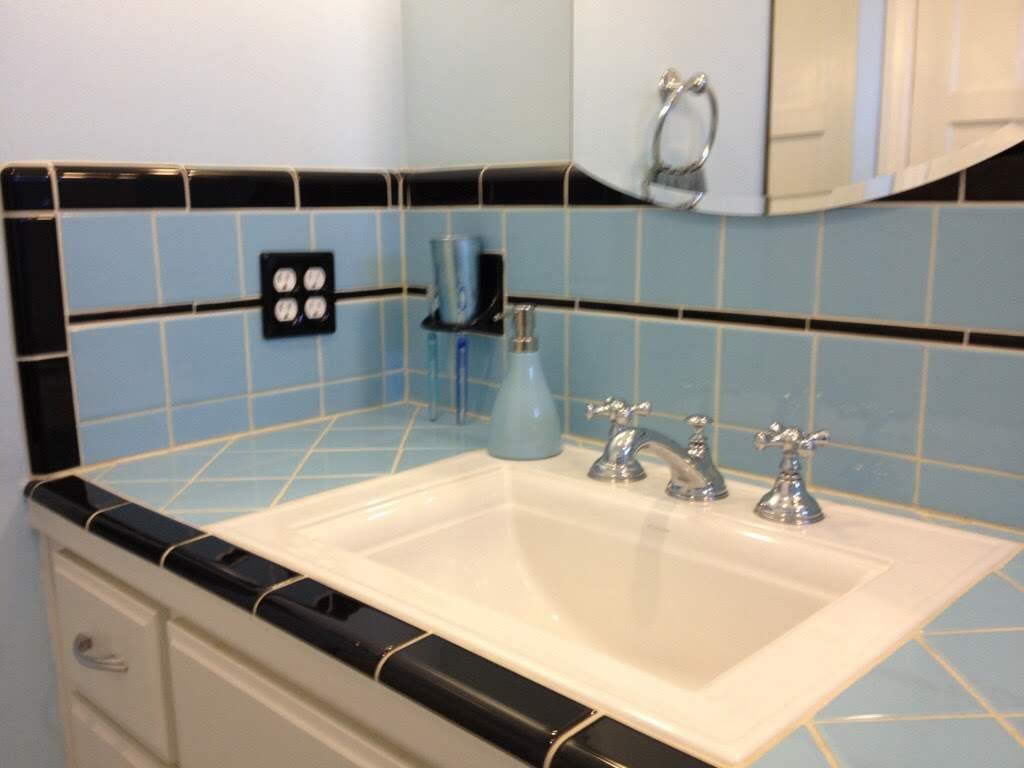 vintage toothbrush holder ceramic built in tile bllack Hanbury House